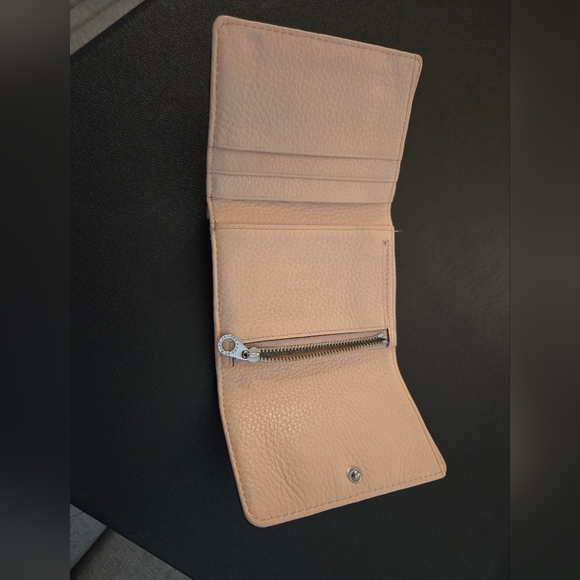 Marc by Marc Jacobs Wallet - Picture 2 of 4